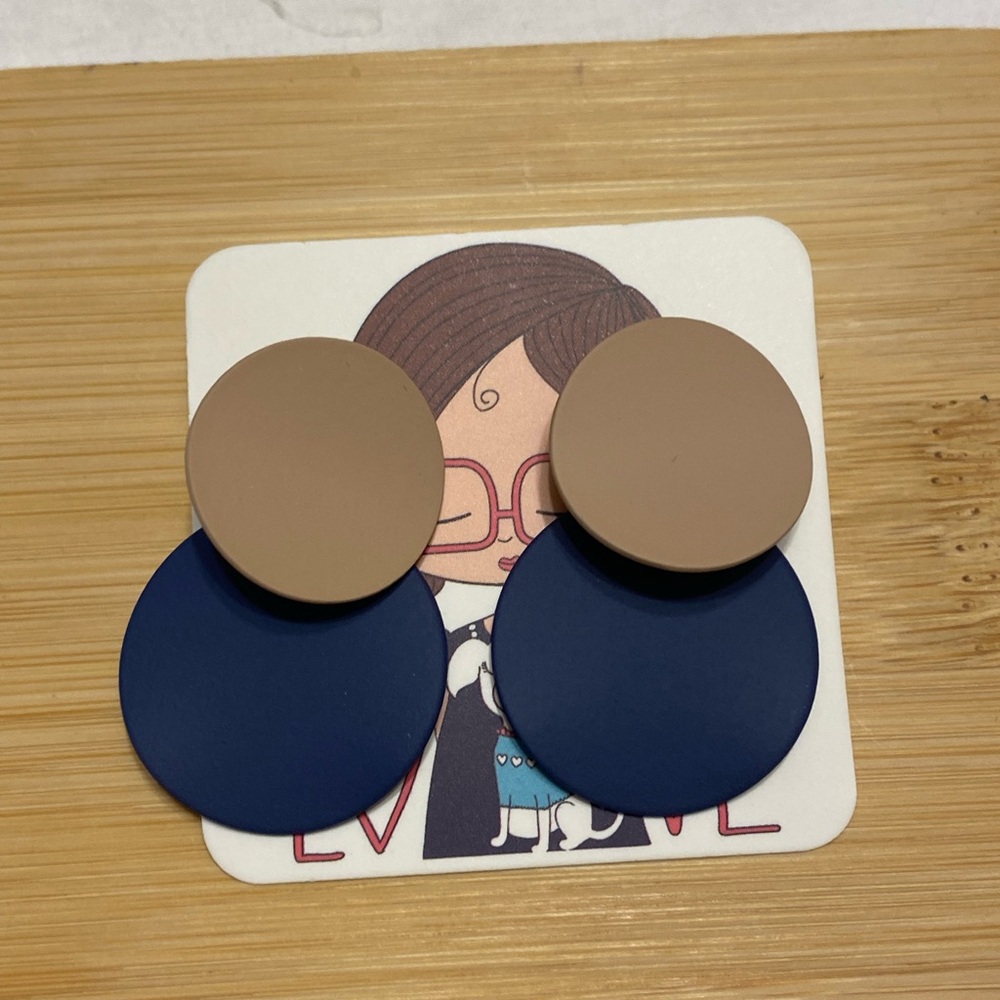 EARRINGS - Picture 6 of 14